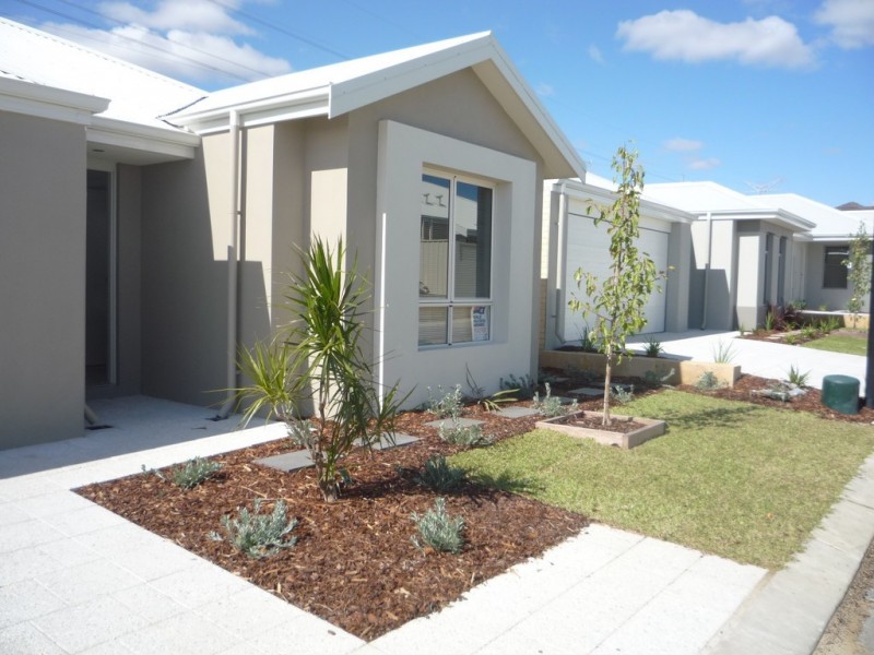 15/27 Barfield Road, Hammond Park WA 6164