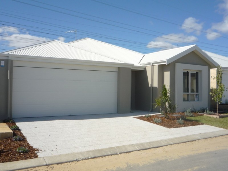 15/27 Barfield Road, Hammond Park WA 6164