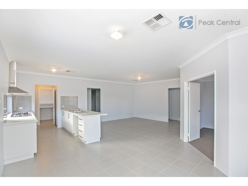 17 Idalia Terrace, Wandi WA 6167