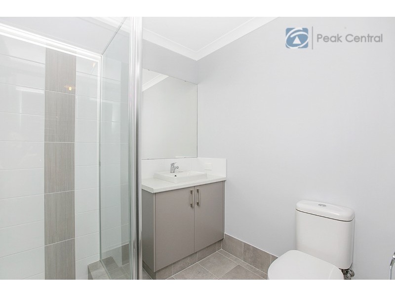 17 Idalia Terrace, Wandi WA 6167