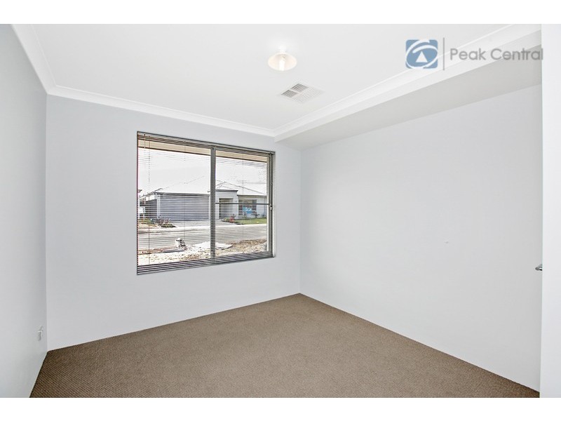17 Idalia Terrace, Wandi WA 6167
