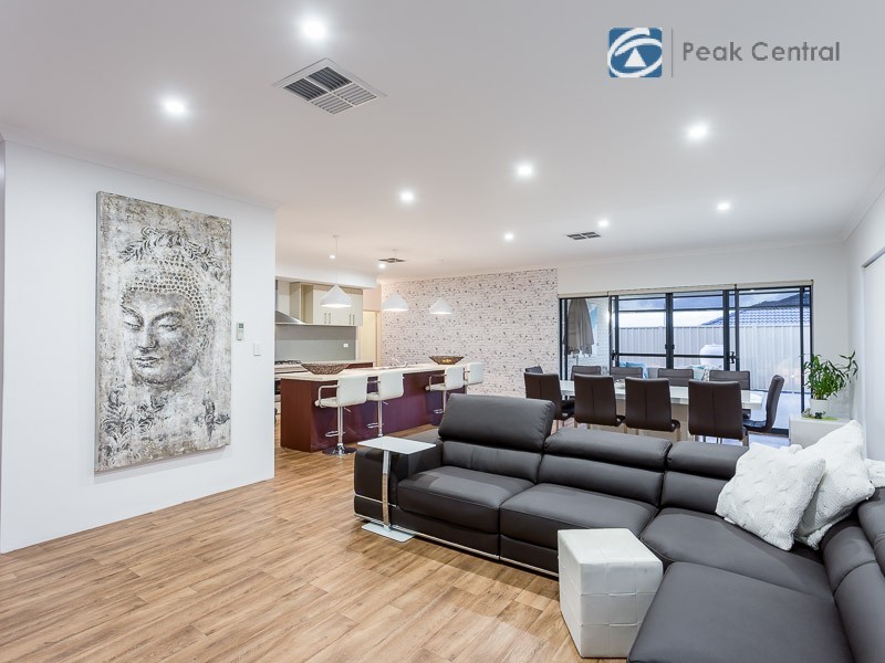 6 Blackstock Street, Hammond Park WA 6164