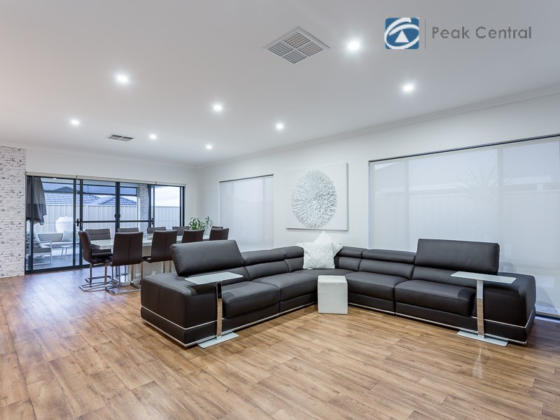 6 Blackstock Street, Hammond Park WA 6164