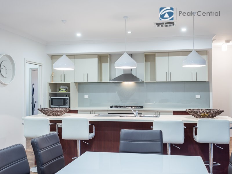 6 Blackstock Street, Hammond Park WA 6164