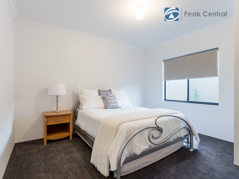 6 Blackstock Street, Hammond Park WA 6164