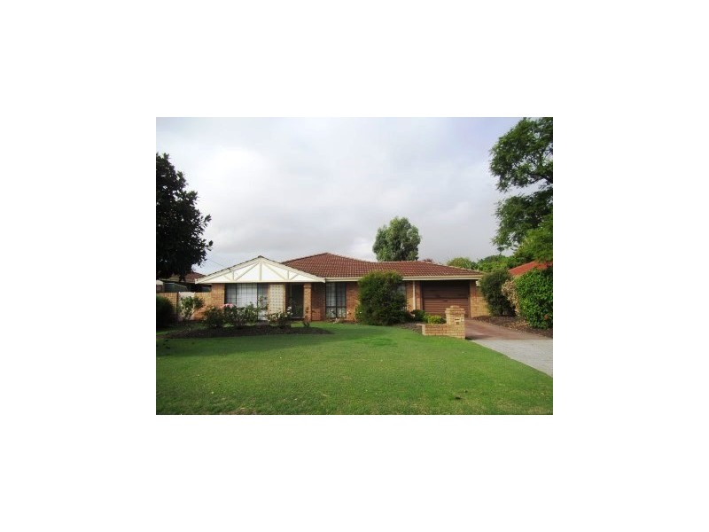 15 Sylvana Way, Willetton WA 6155