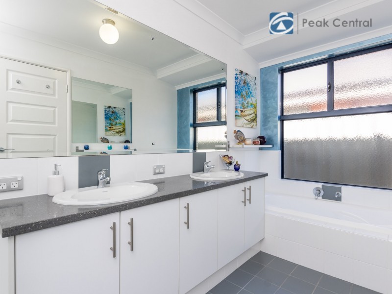 47 Princeton Circuit, Aubin Grove WA 6164