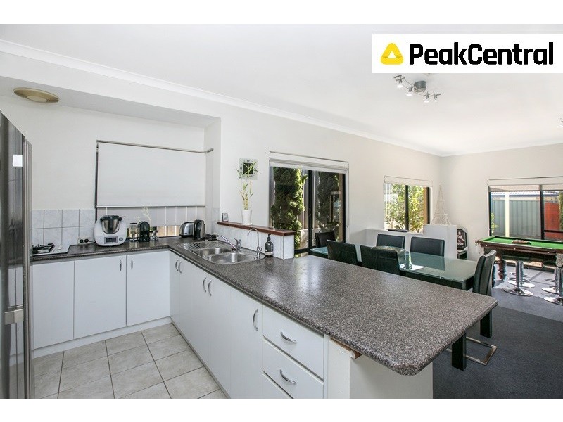 42 Birkett Avenue, Beeliar WA 6164