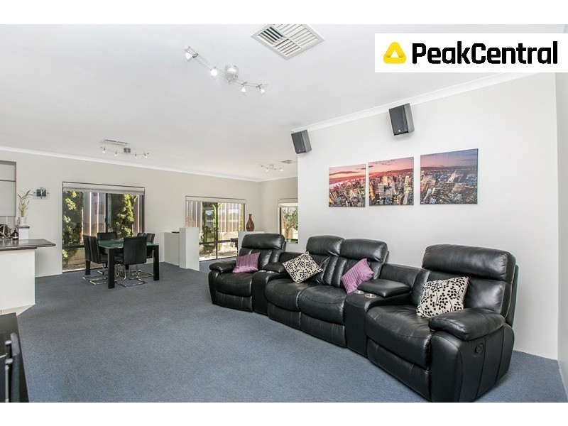42 Birkett Avenue, Beeliar WA 6164