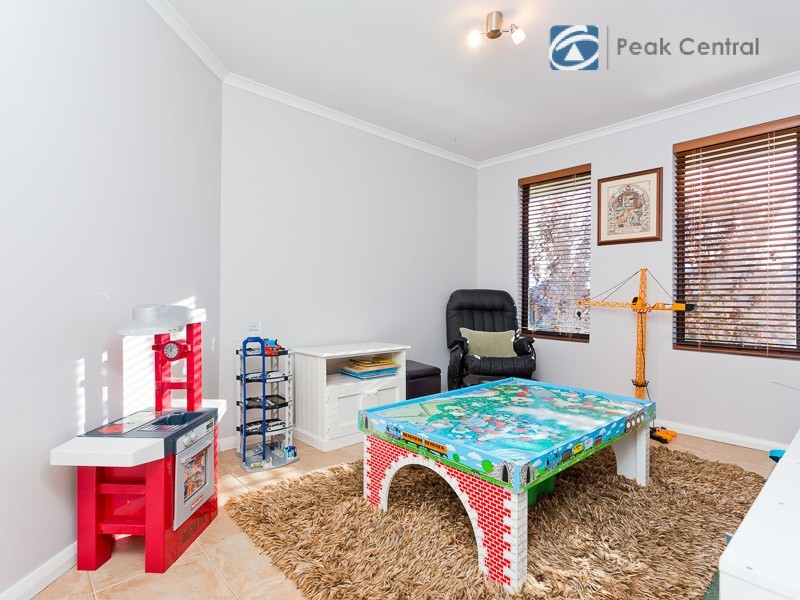 29 Armand Drive, Aubin Grove WA 6164