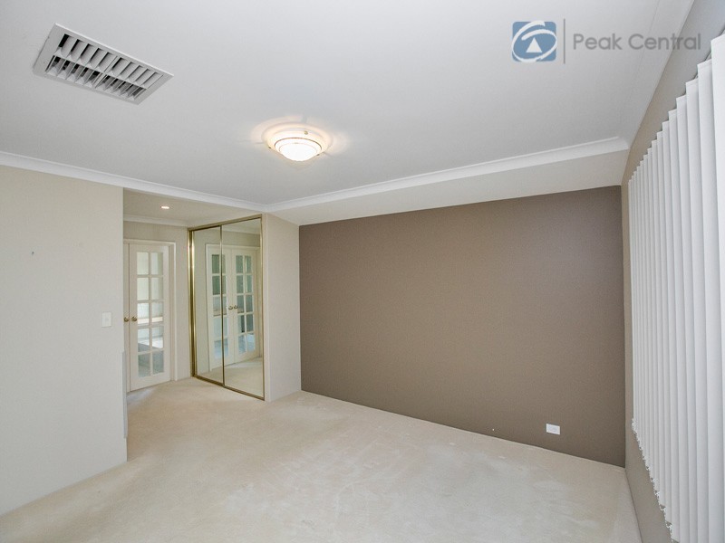 64 Folland Parade, Atwell WA 6164