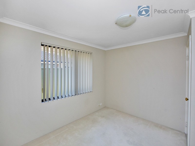 64 Folland Parade, Atwell WA 6164