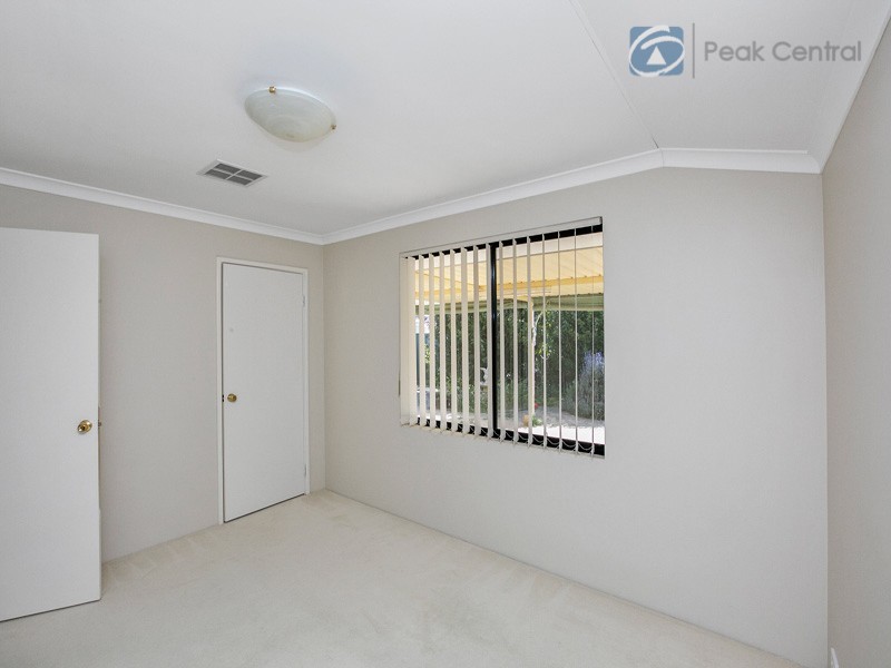 64 Folland Parade, Atwell WA 6164