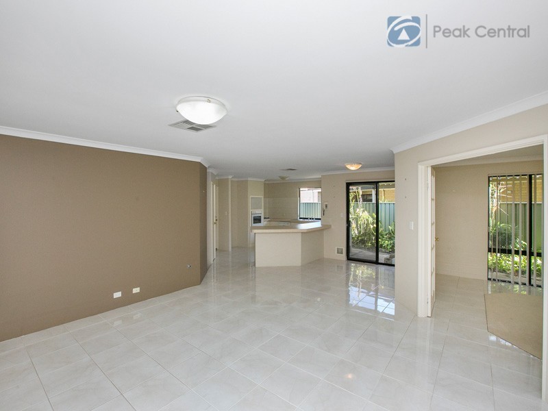 64 Folland Parade, Atwell WA 6164