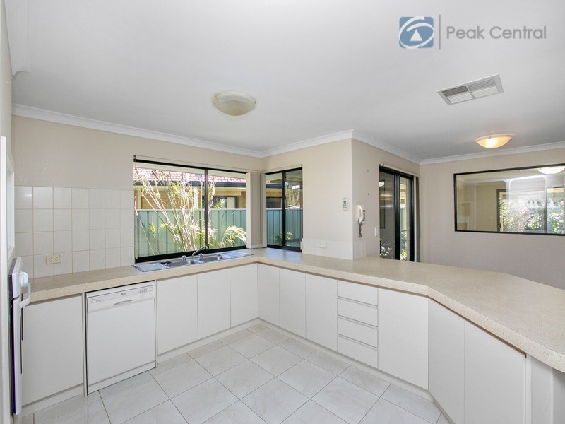 64 Folland Parade, Atwell WA 6164