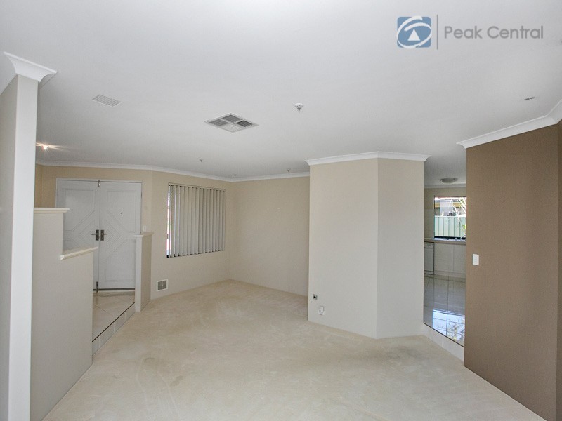 64 Folland Parade, Atwell WA 6164