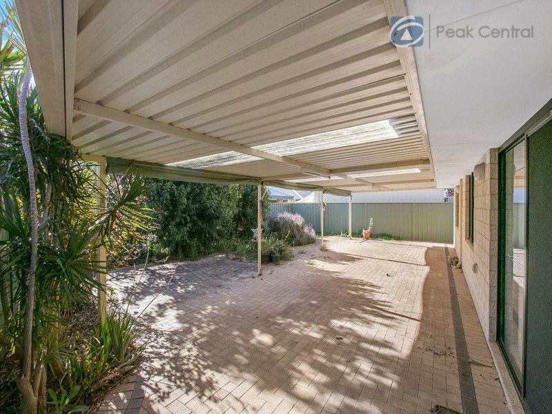 64 Folland Parade, Atwell WA 6164