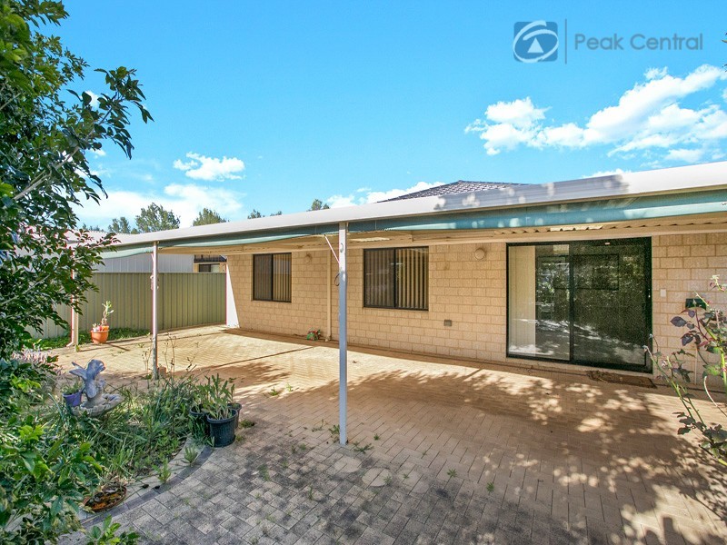 64 Folland Parade, Atwell WA 6164