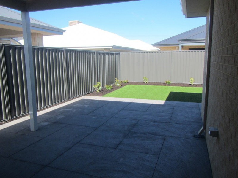 52 Sunstone Blvd, Banjup WA 6164