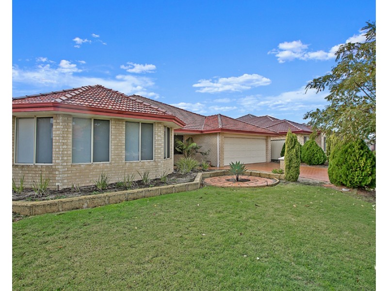 8 Oxburgh Link, Success WA 6164