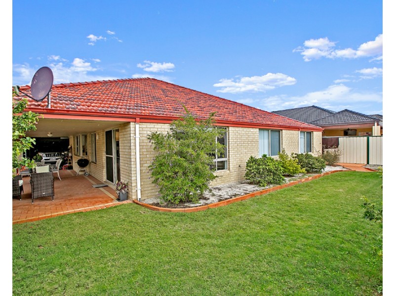 8 Oxburgh Link, Success WA 6164