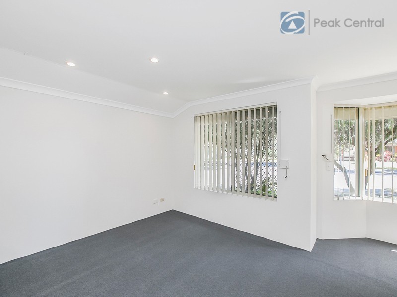 31 Folland Parade, Atwell WA 6164