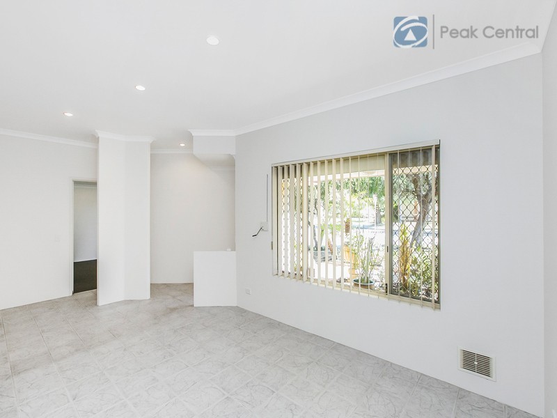 31 Folland Parade, Atwell WA 6164