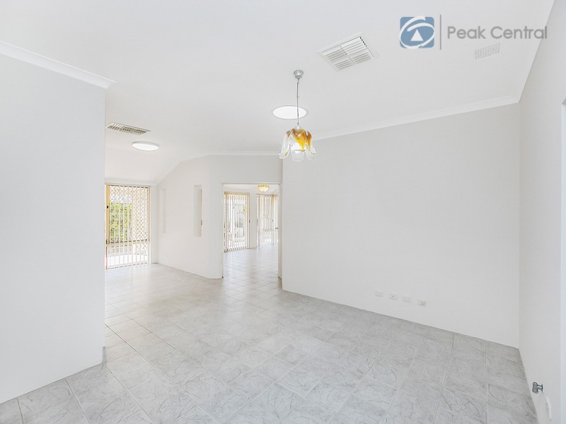 31 Folland Parade, Atwell WA 6164