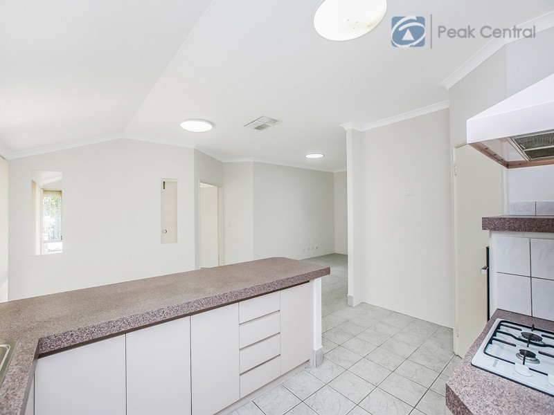 31 Folland Parade, Atwell WA 6164