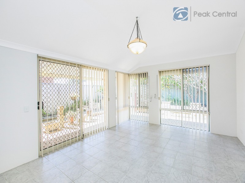 31 Folland Parade, Atwell WA 6164