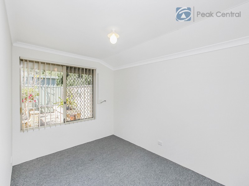 31 Folland Parade, Atwell WA 6164