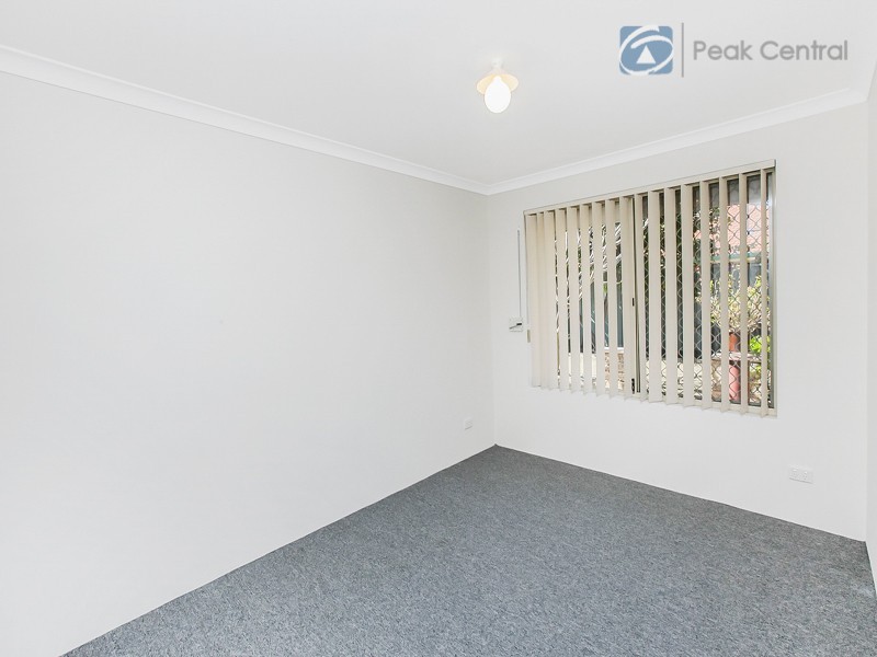 31 Folland Parade, Atwell WA 6164