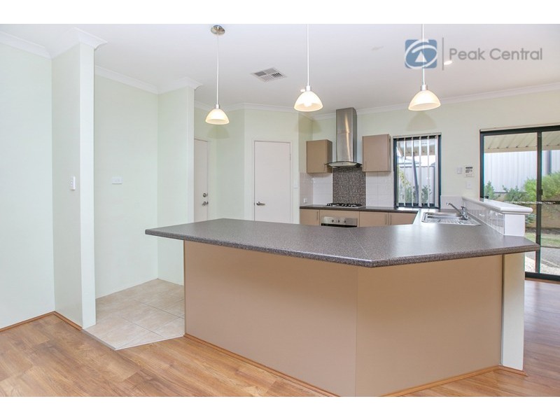 9 Spruce Terrace, Aubin Grove WA 6164