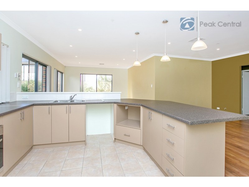 9 Spruce Terrace, Aubin Grove WA 6164
