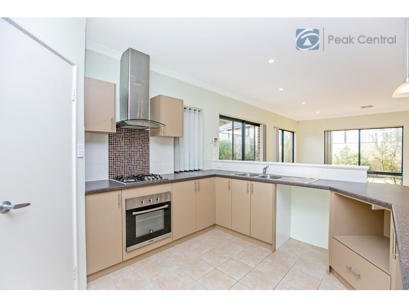 9 Spruce Terrace, Aubin Grove WA 6164
