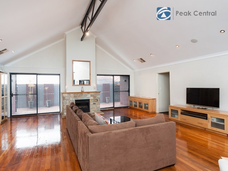 2 Kinship Way, Atwell WA 6164