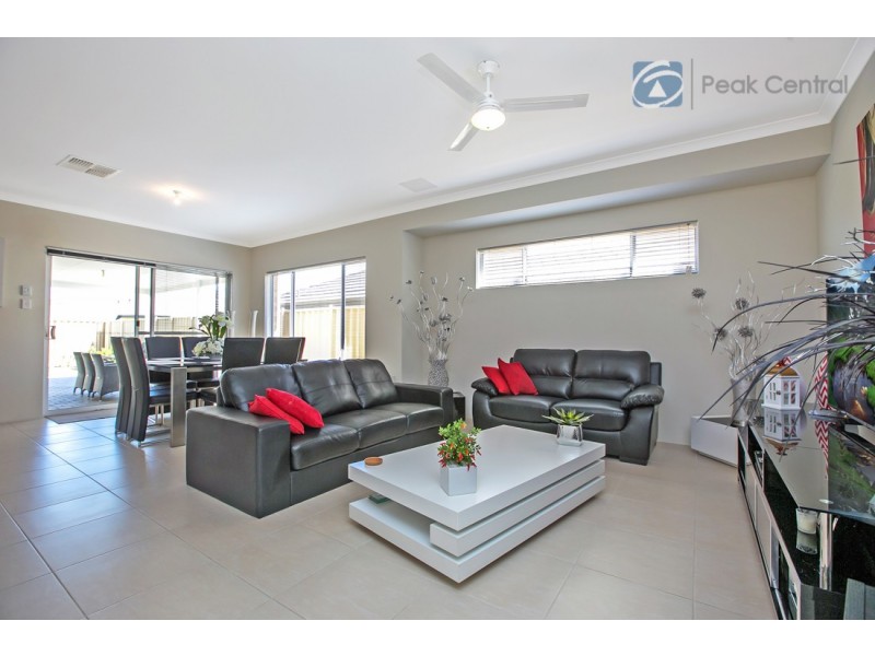 8 Blossom Chase, Aubin Grove WA 6164