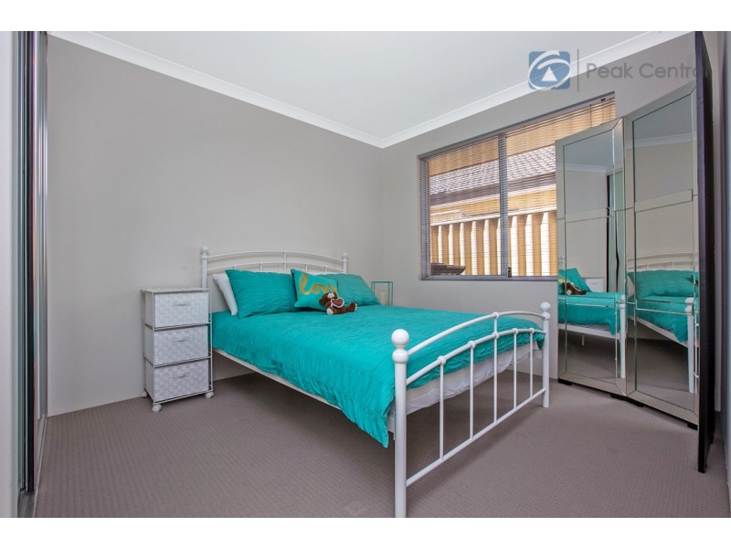 8 Blossom Chase, Aubin Grove WA 6164