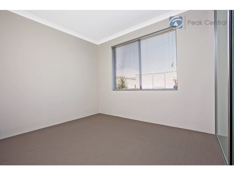 8 Blossom Chase, Aubin Grove WA 6164