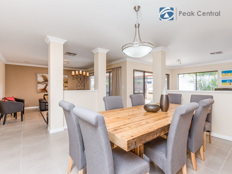 19 Kinloch Pass, Aubin Grove WA 6164