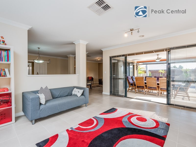 19 Kinloch Pass, Aubin Grove WA 6164