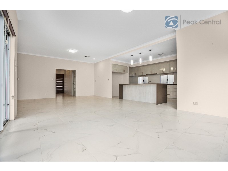 36 Davenport Approach, Wandi WA 6167