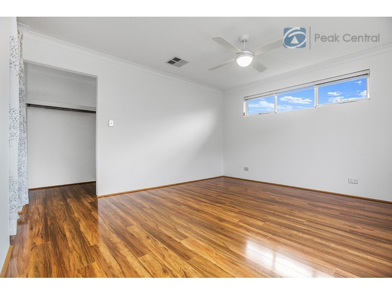 36 Davenport Approach, Wandi WA 6167