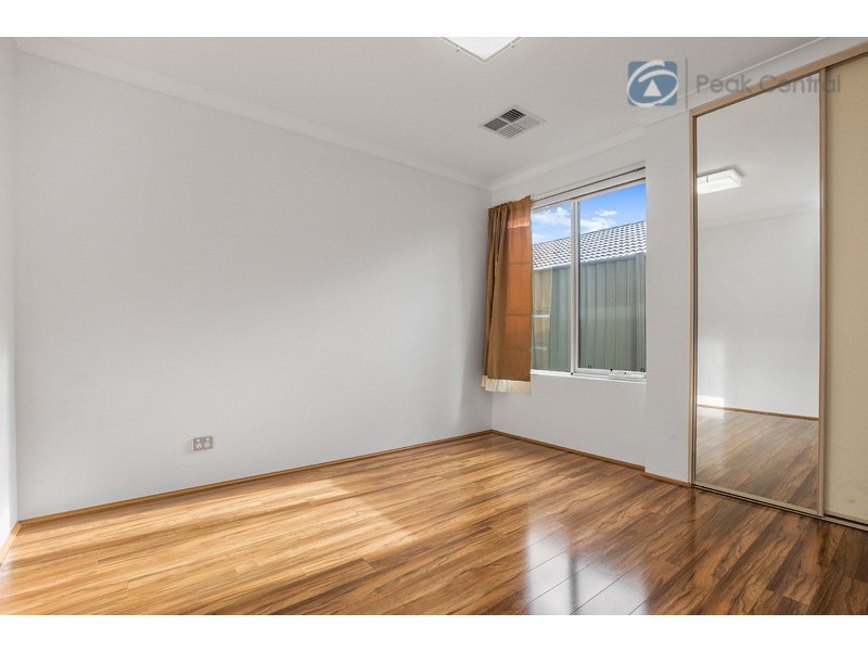 36 Davenport Approach, Wandi WA 6167