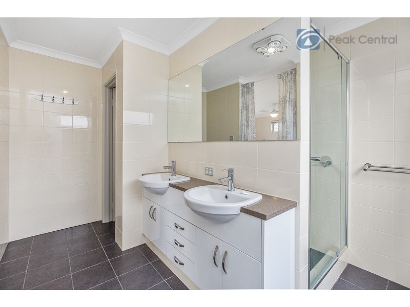 36 Davenport Approach, Wandi WA 6167