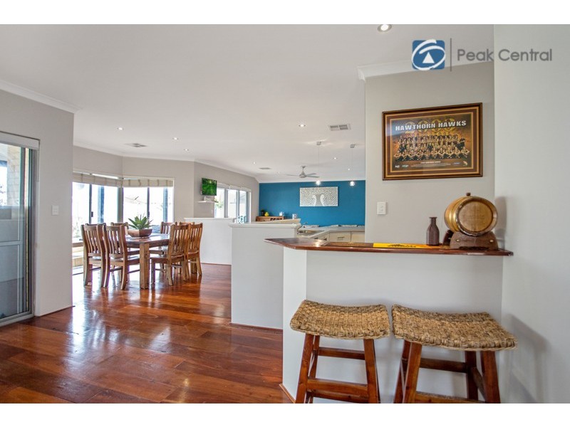 13 Gadsden Terrace, Success WA 6164