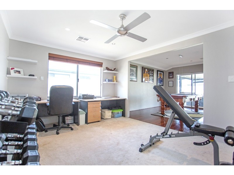 13 Gadsden Terrace, Success WA 6164