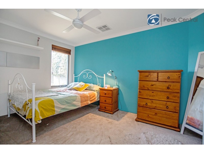 13 Gadsden Terrace, Success WA 6164