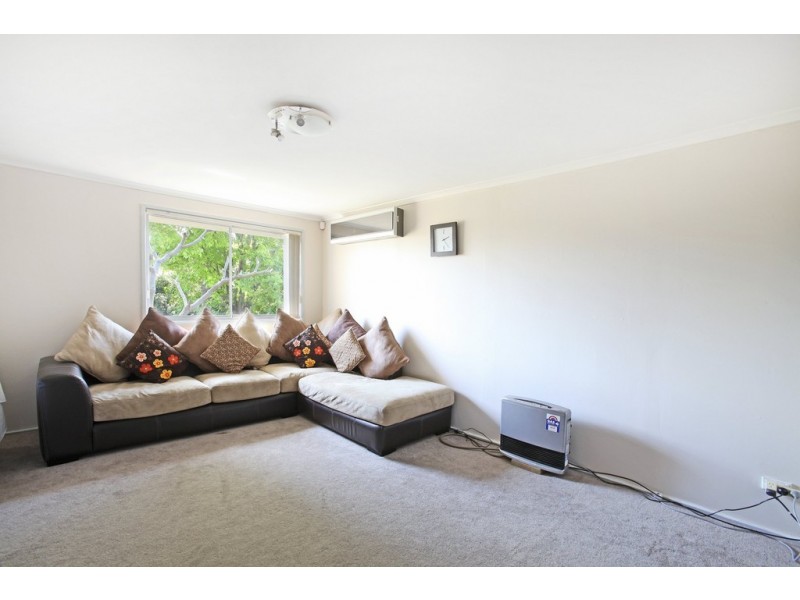 6 Emex Place, Macquarie Fields NSW 2564