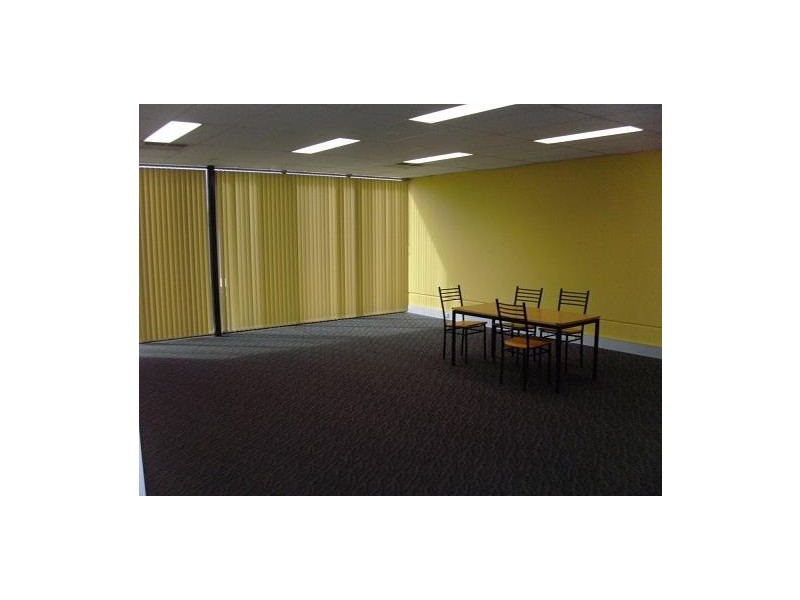 11 Pembury Road, Minto NSW 2566